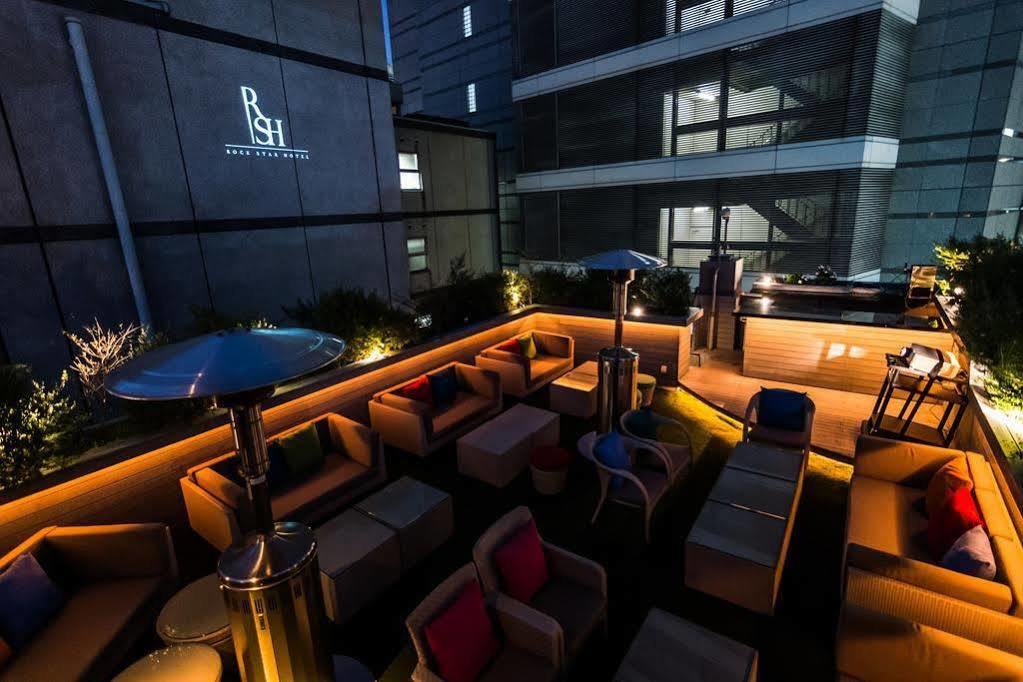 Rock Star Hotel Osaka Exterior photo